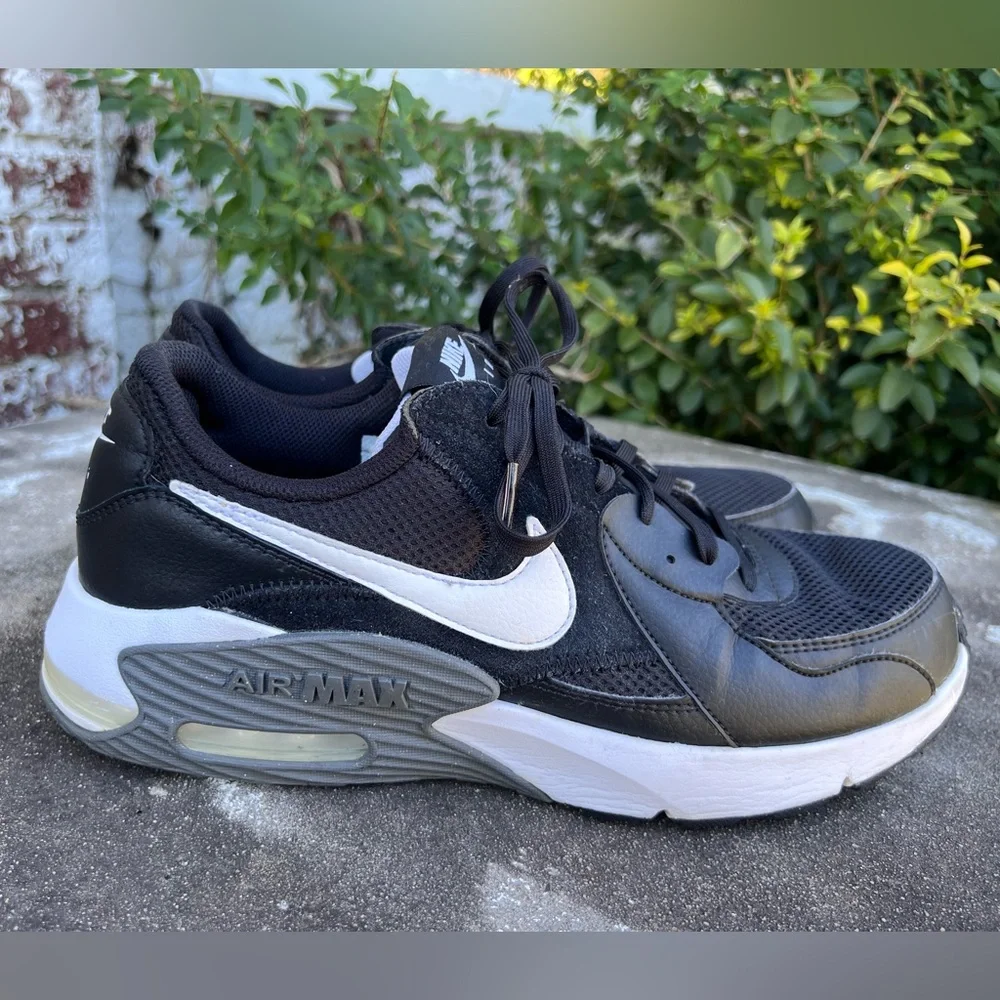 Nike Air Max Excee Womens Sneakers Black/White-Dark Grey Size 11 CD4165-001 - Picture 9 of 16